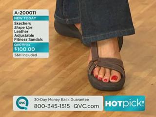 Lisa Robertson feet photo thumbnail
