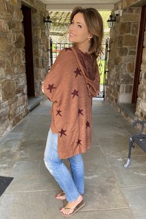 Lisa Robertson feet photo thumbnail