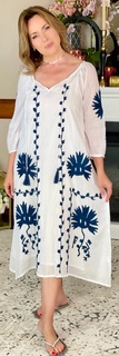 Lisa Robertson feet photo thumbnail