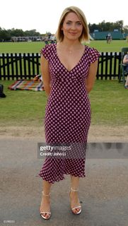 Lisa Rogers feet photo 4
