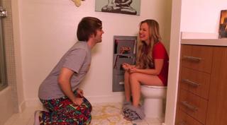 Lisa Schwartz feet photo thumbnail