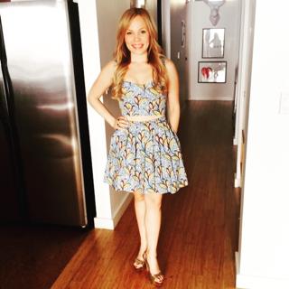 Lisa Schwartz feet photo thumbnail