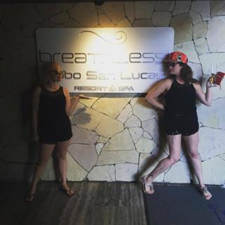 Lisa Schwartz feet photo thumbnail