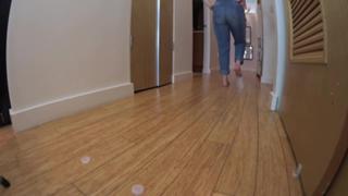 Lisa Schwartz feet photo thumbnail