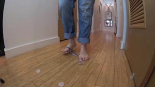 Lisa Schwartz feet photo thumbnail