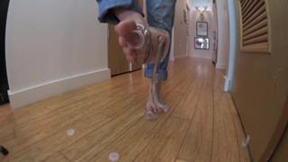 Lisa Schwartz feet photo thumbnail