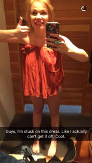 Lisa Schwartz feet photo thumbnail