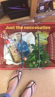 Lisa Schwartz feet photo thumbnail