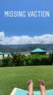 Lisa Schwartz feet photo thumbnail