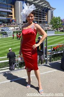 Lisa Scott-Lee feet photo 5