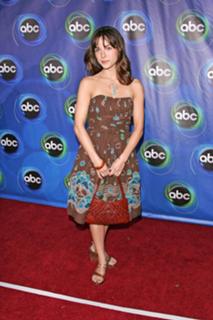Lisa Sheridan feet photo 6
