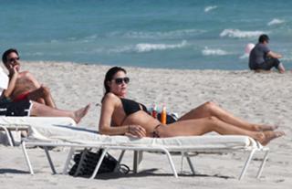 Lisa Snowdon feet photo thumbnail