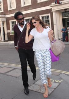 Lisa Snowdon feet photo thumbnail