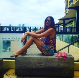 Lisa Snowdon feet photo thumbnail