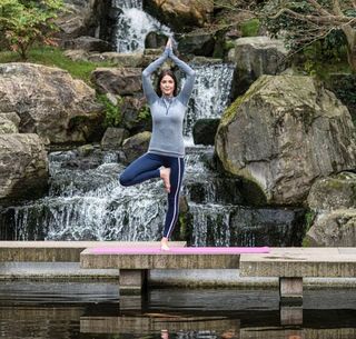 Lisa Snowdon feet photo thumbnail