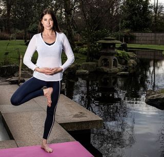 Lisa Snowdon feet photo thumbnail