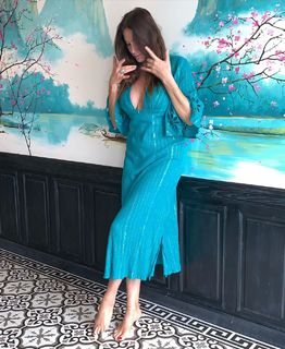 Lisa Snowdon feet photo thumbnail