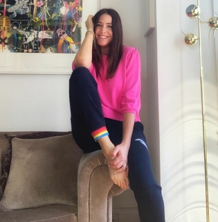 Lisa Snowdon feet photo thumbnail