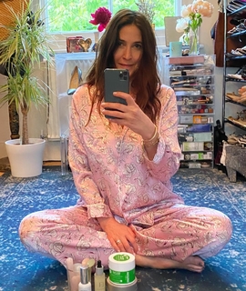 Lisa Snowdon feet photo thumbnail
