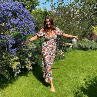 Lisa Snowdon feet photo thumbnail