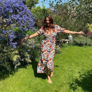 Lisa Snowdon feet photo thumbnail