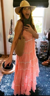 Lisa Snowdon feet photo thumbnail