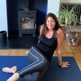 Lisa Snowdon feet photo thumbnail