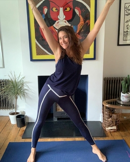Lisa Snowdon feet photo thumbnail