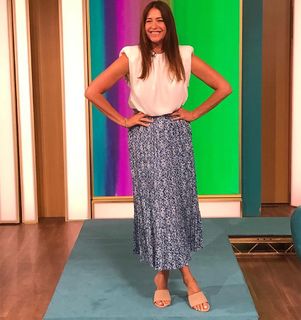 Lisa Snowdon feet photo thumbnail