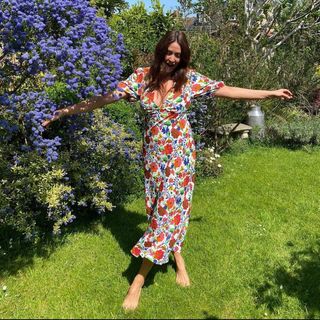 Lisa Snowdon feet photo thumbnail