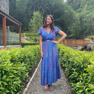 Lisa Snowdon feet photo thumbnail