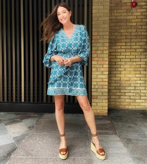 Lisa Snowdon feet photo thumbnail