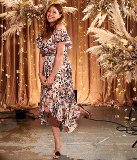 Lisa Snowdon feet photo thumbnail