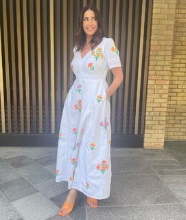 Lisa Snowdon feet photo thumbnail