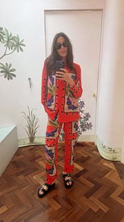 Lisa Snowdon feet photo thumbnail