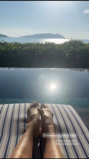 Lisa Snowdon feet photo thumbnail