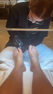 Lisa Snowdon feet photo thumbnail