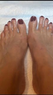 Lisa Snowdon feet photo thumbnail