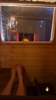 Lisa Snowdon feet photo thumbnail