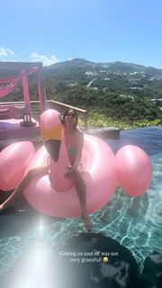 Lisa Snowdon feet photo 7