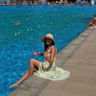 Lisa Snowdon feet photo 3