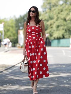 Lisa Snowdon feet photo 17