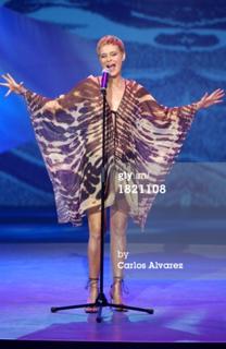 Lisa Stansfield feet photo 10