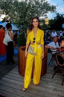 Lisa Tomaschewsky feet photo 15