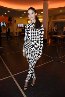 Lisa Tomaschewsky feet photo 2