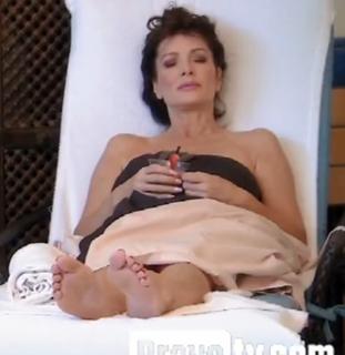Lisa Vanderpump feet photo 3