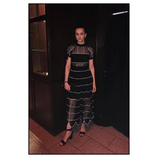 Lisa Vicari feet photo thumbnail