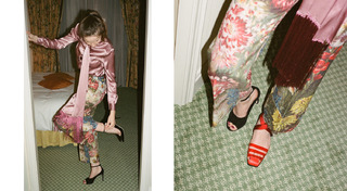 Lisa Vicari feet photo thumbnail