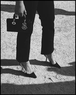 Lisa Vicari feet photo thumbnail