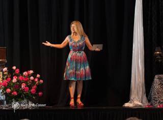Lisa Whelchel feet photo thumbnail